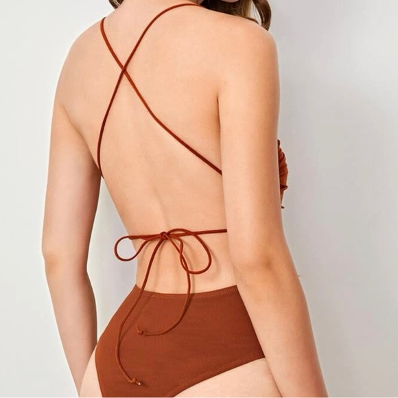 Lace Up Backless Bodysuit - Picture 2 of 2